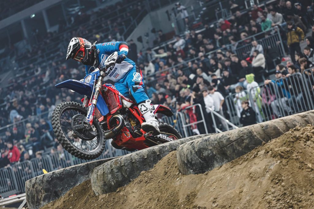 SuperEnduro World Championship: Schwieriger Start für Gomez in Gliwice, Schmüser gewinnt bei den Juniore